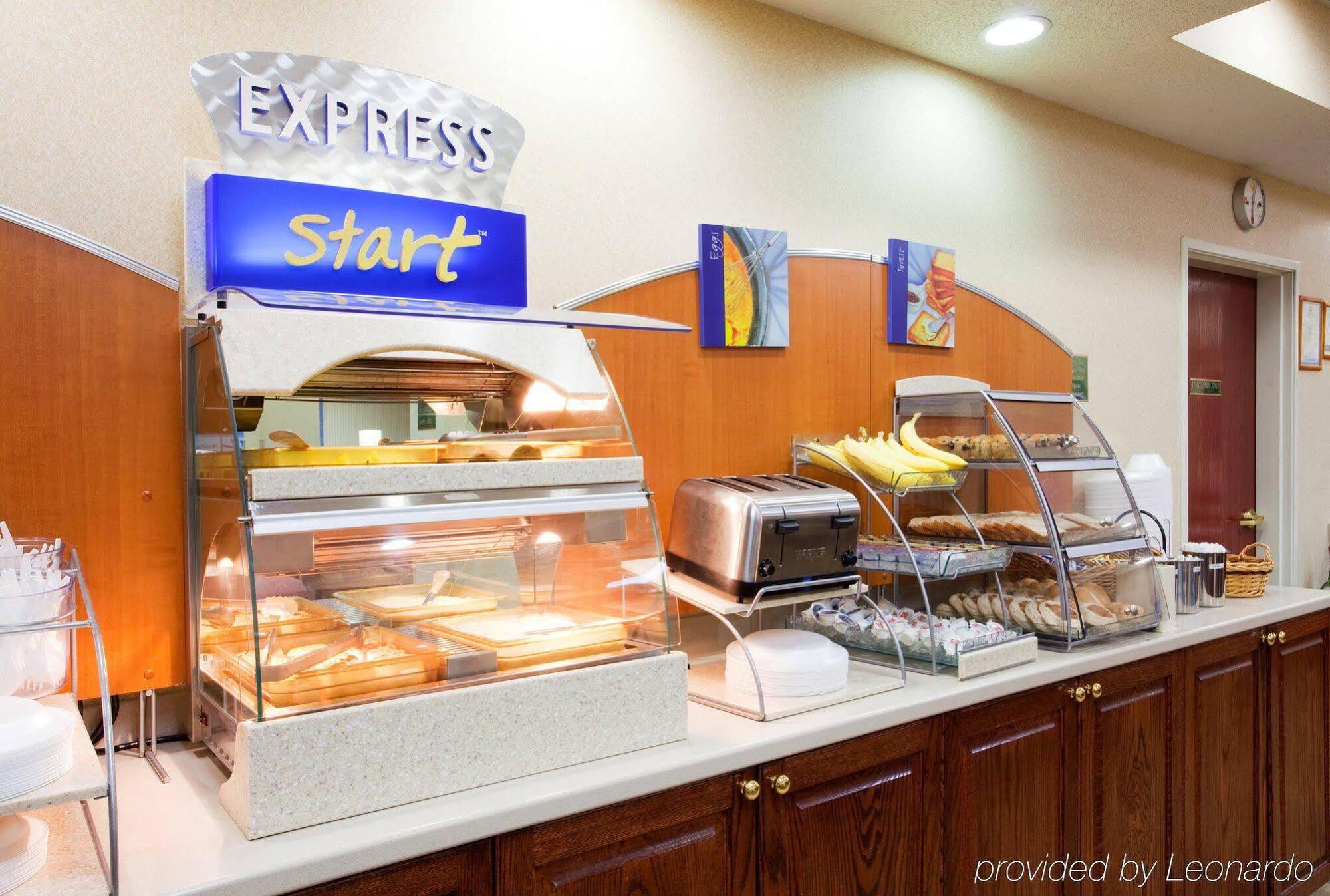 Hotel Express By Ihg Hillsville