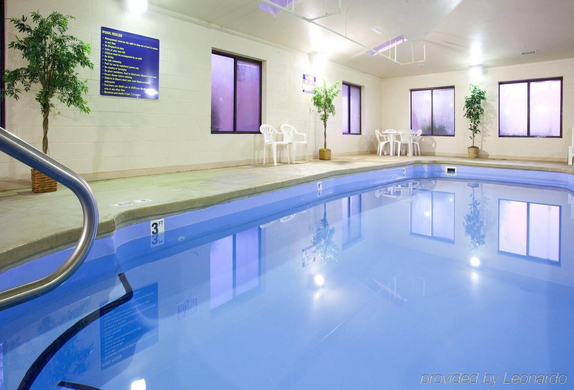 Hotel Holiday Express By Ihg Hillsville