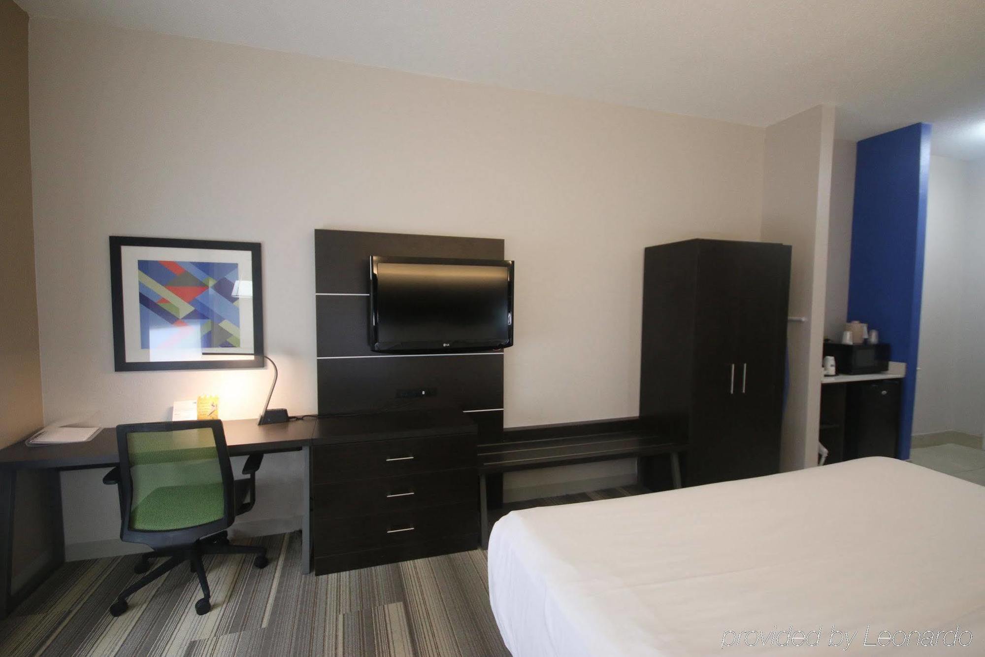 Holiday Express By Ihg Hotel Hillsville